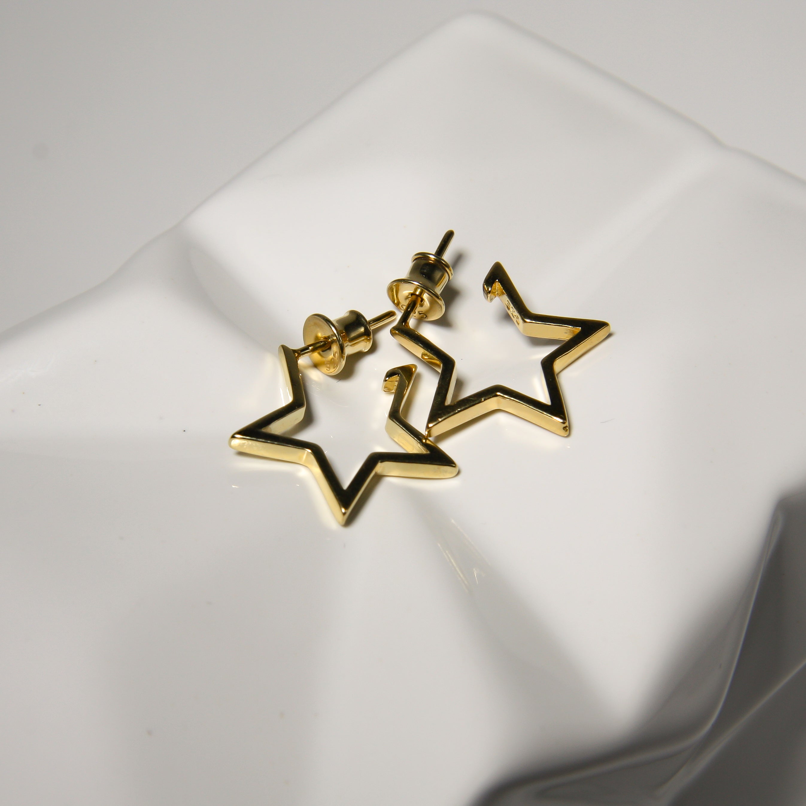 Pozłacane Gwiazdki kolczyki na sztyfcie