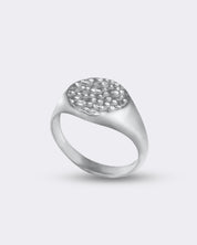 Młotkowany srebrny sygnet