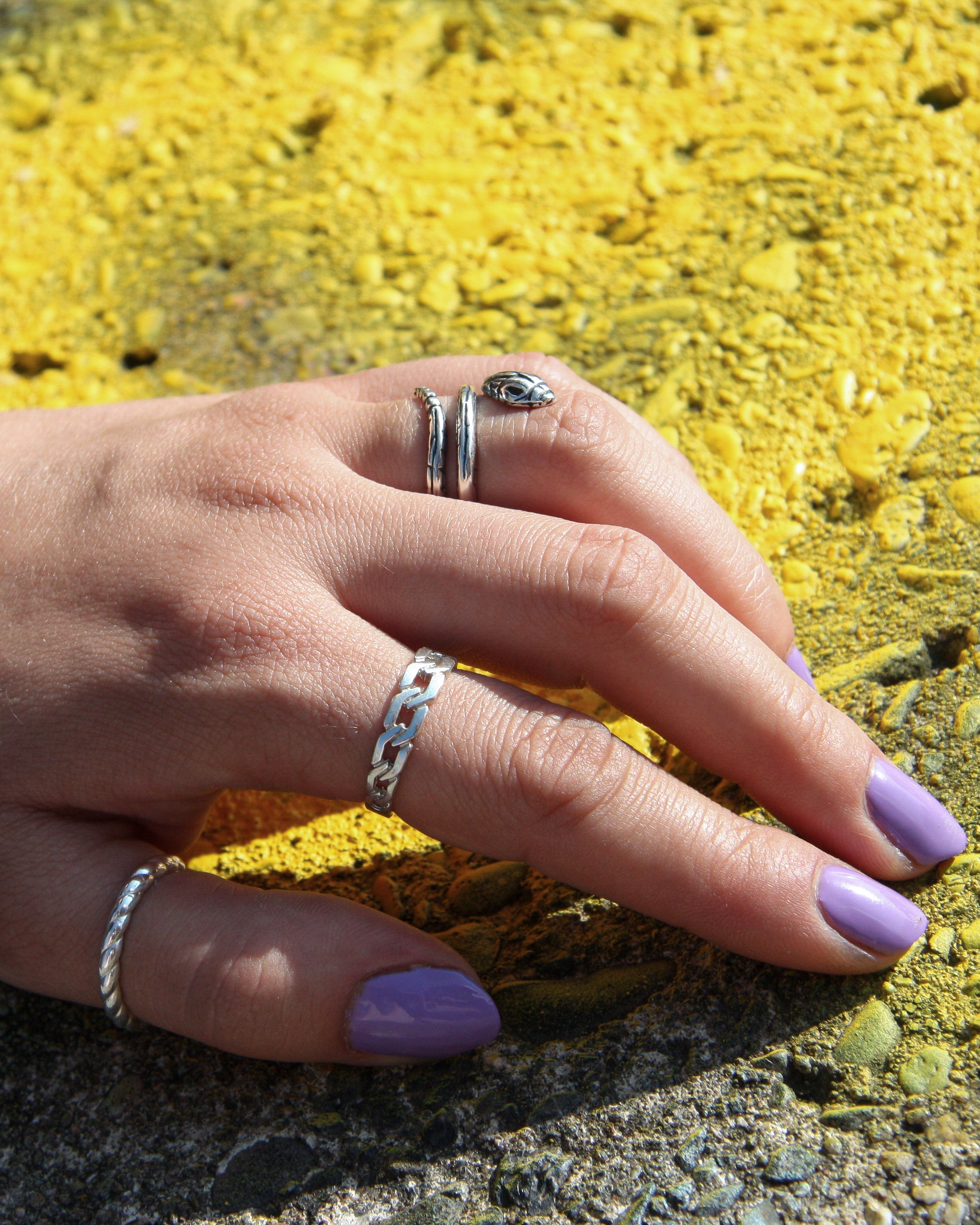 Grzechotnik srebrny oksydowany pierścionek